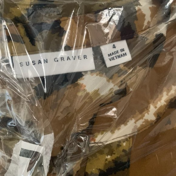 NWT SUSAN GRAVER PRINTED FEATHER WEAVE TUNIC ASYMMETRICAL HEM‎ OLIVE 4 - Picture 7 of 9